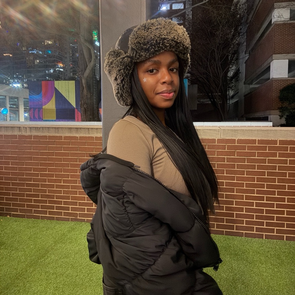 Meet your Posher, Jael